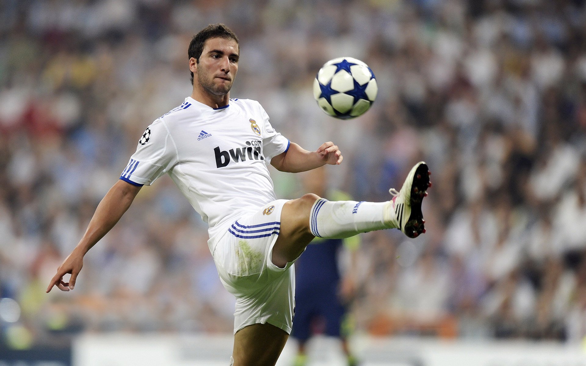 转会:皇马刚刚签入一名欧洲新星,未来可期,皇马组建欧洲超级联赛